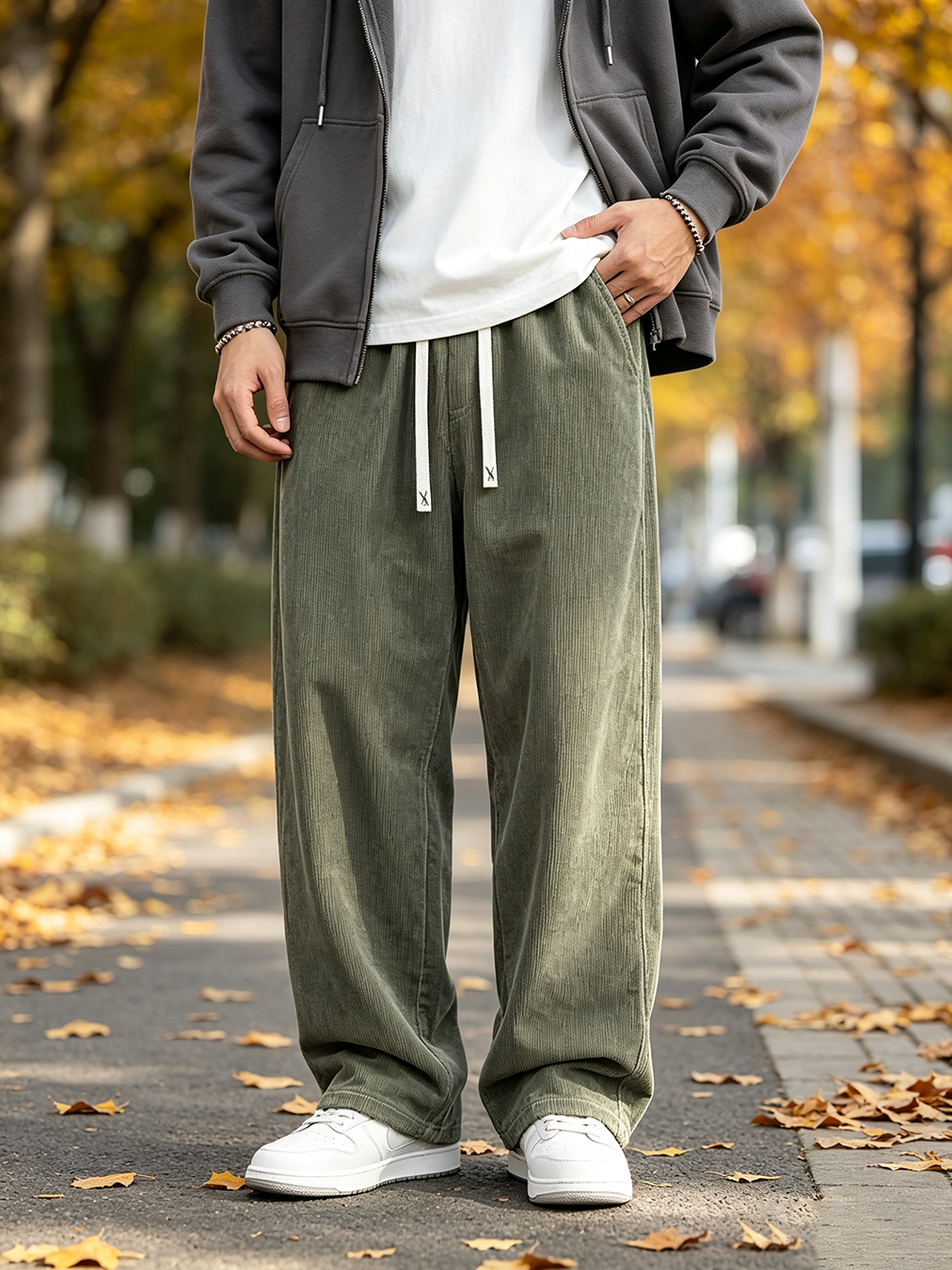 Men's Corduroy Wide Leg Jogger Pants, Elastic Drawstring Waist Retro Loose Casual Street Trousers for Fall Winter in Green